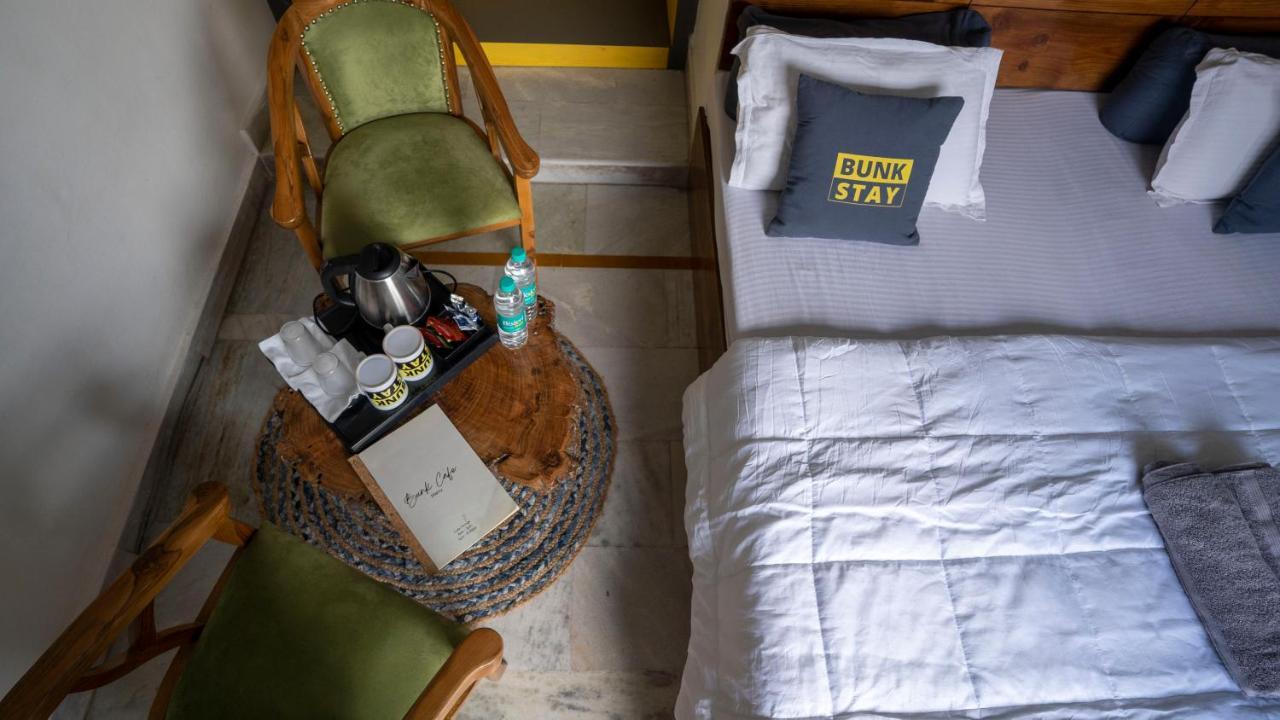 Bunkstay Coworking Hostel & Glamping Rishīkesh Extérieur photo