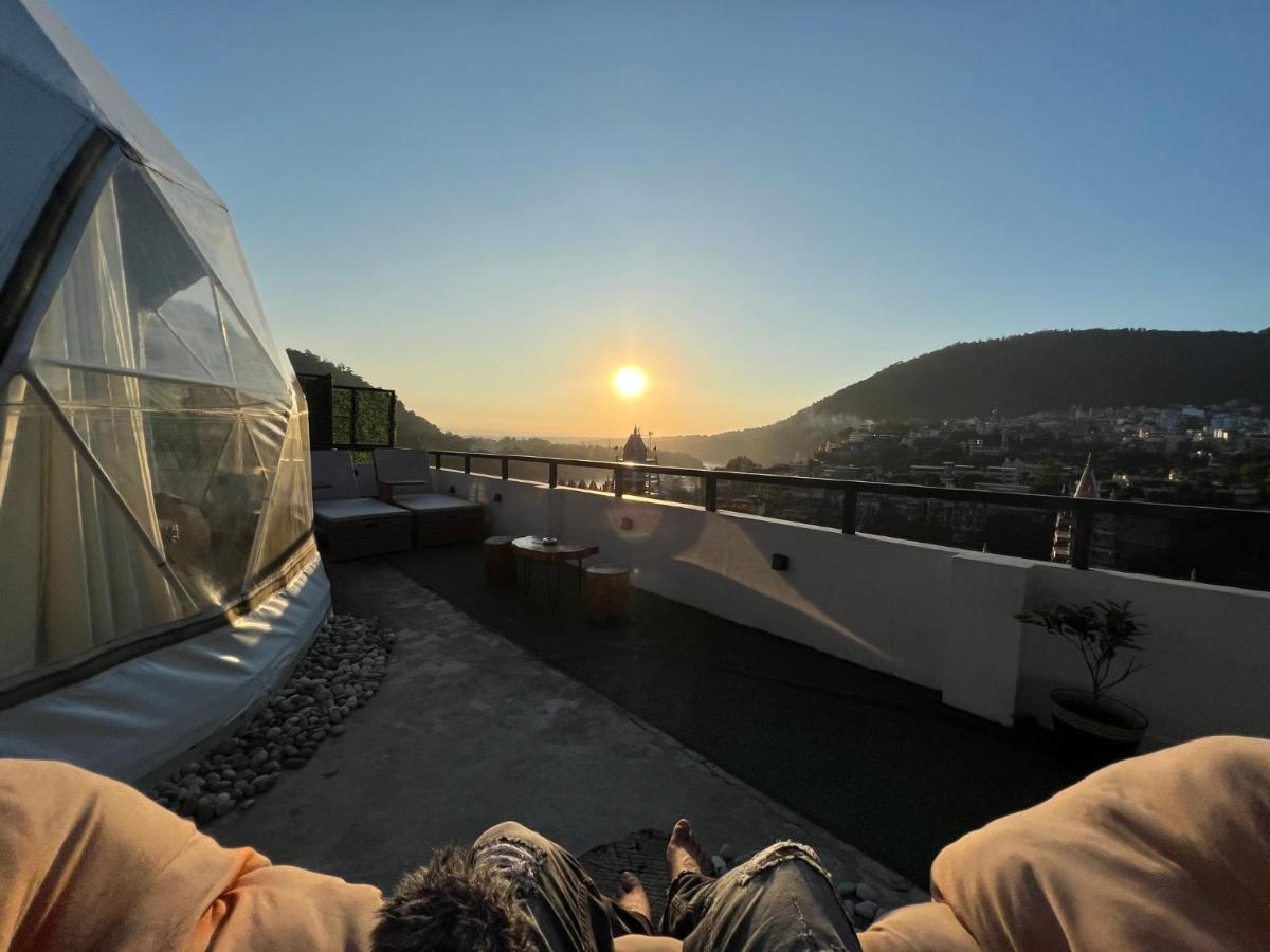 Bunkstay Coworking Hostel & Glamping Rishīkesh Extérieur photo