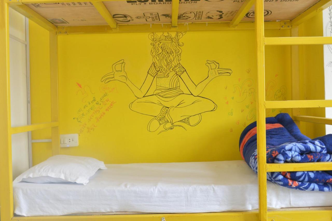 Bunkstay Coworking Hostel & Glamping Rishīkesh Extérieur photo