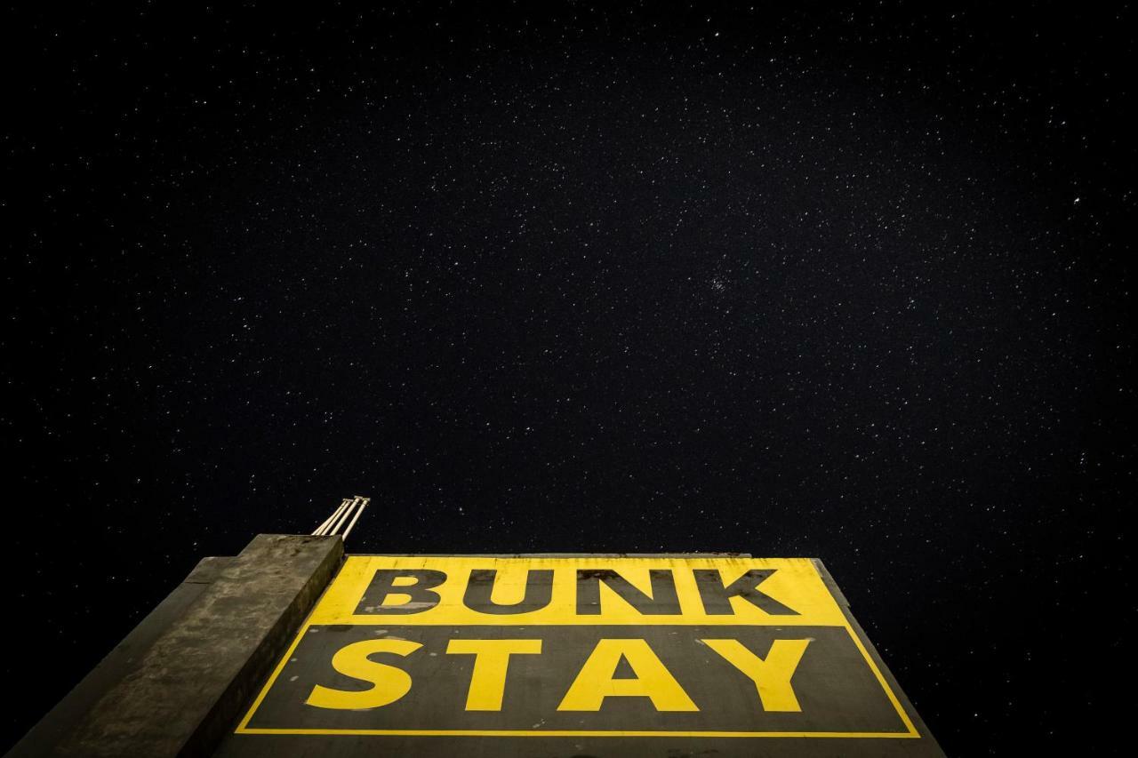 Bunkstay Coworking Hostel & Glamping Rishīkesh Extérieur photo